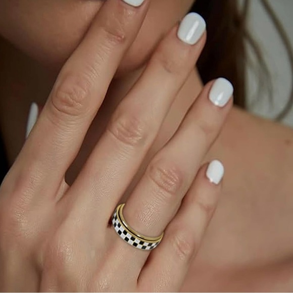 Anxiety Spinner Gold and Black Patterned Ring - Picture 2 of 4